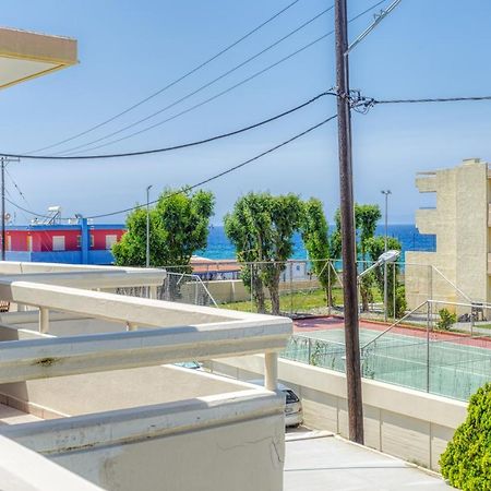 Evani Apartments Ялисос Екстериор снимка