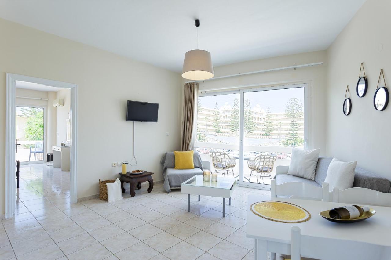 Evani Apartments Ялисос Екстериор снимка